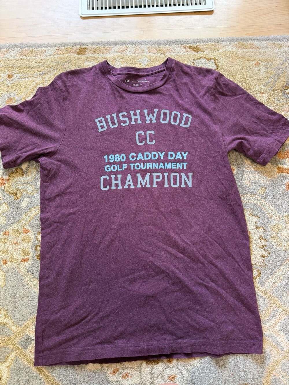TravisMathew Bushwood CC 1980 Caddy Day Golf Tournament Champion T-Shirt Size M